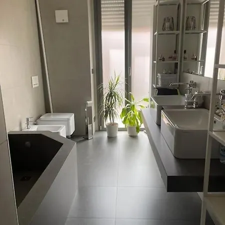 *luxus393* Metro A 50m, Lingotto Fiere, Ospedali