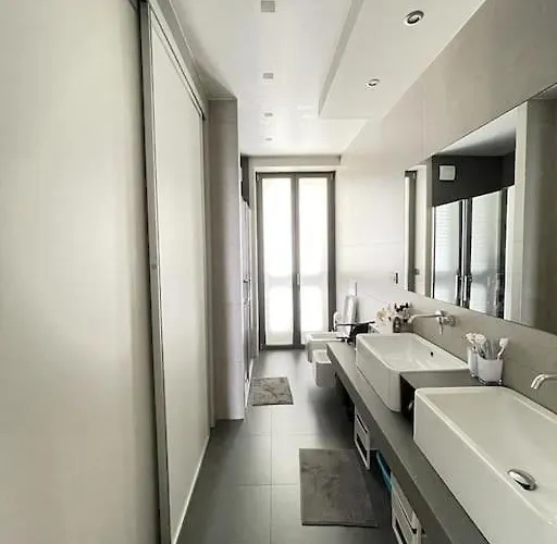 Apartment *luxus393* Metro A 50m, Lingotto Fiere, Ospedali *